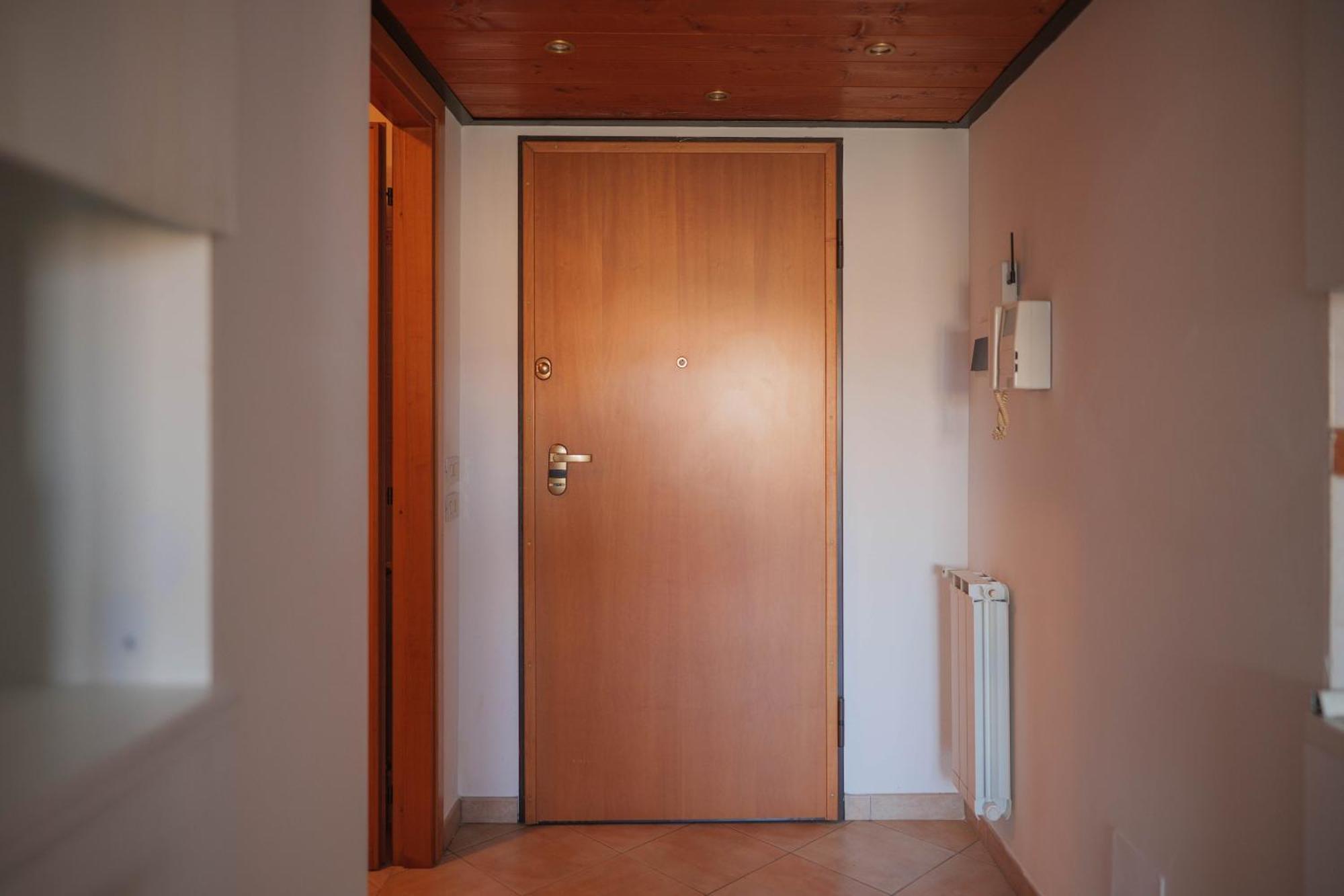Casa Ghandi Vicino A Roma Con Box Auto E Wi-Fi 몬테로톤도 외부 사진